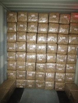 Chilean moss bales prepared to client specifications